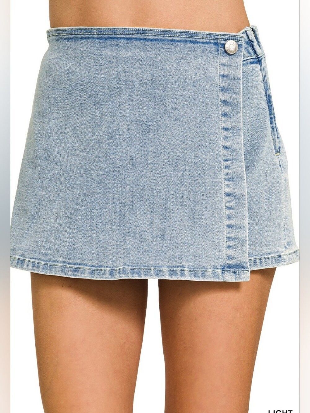 Zenana Wrap Front Jean Skort Light Wash Denim Wrap Mini Skirt sz Large 8-10